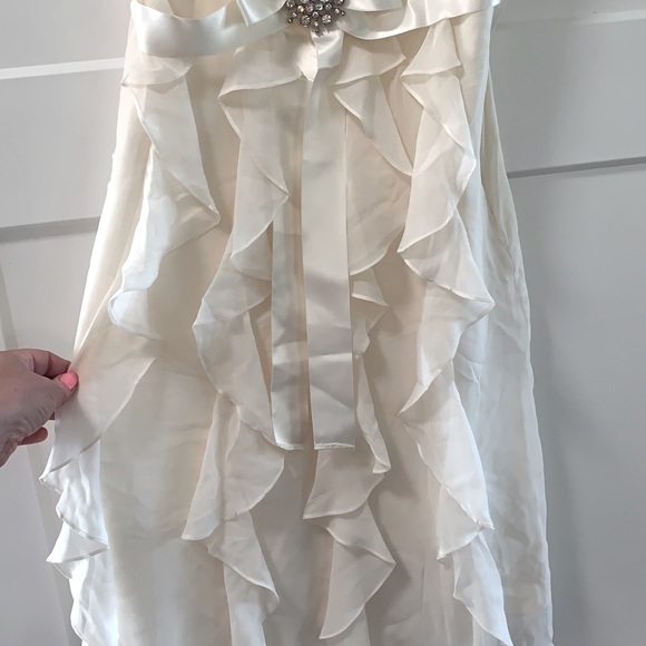 BCBG Ivory Dress! Feminine details including sparkle broach & vertical ruffles - Picture 3 of 5